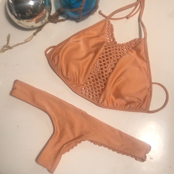 Luli Fama Bikini - Picture 1 of 6